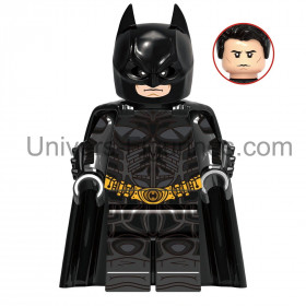 Figurine Batman armure sombre - Collection DC Comics