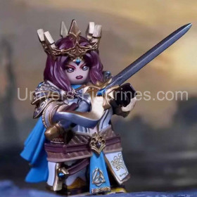Figurine Reine Arthur – Guerrière médiévale